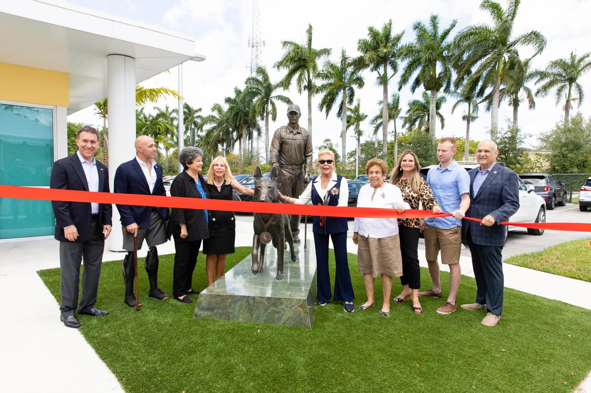 Philanthropist Lois Pope & American Humane Dedicate American Military